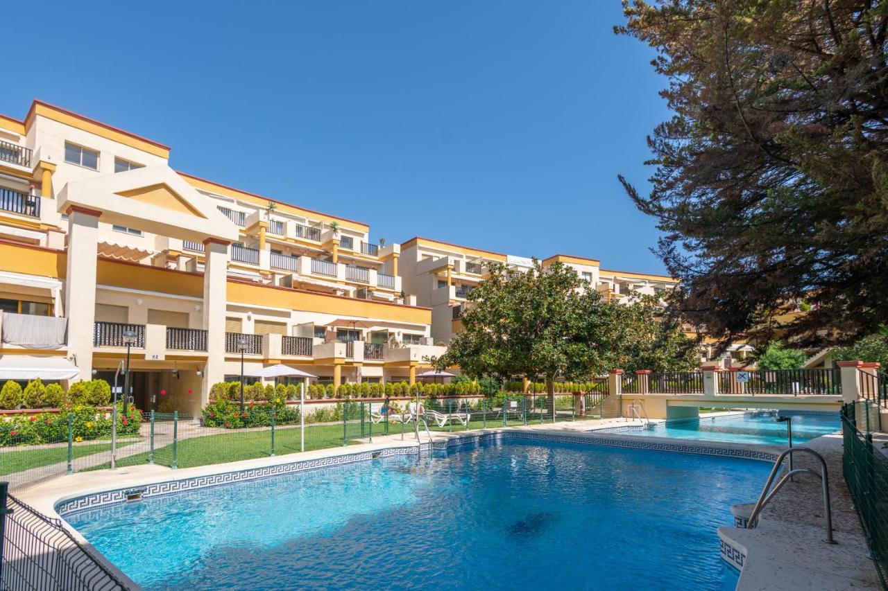 Soek La Romana Seafront Marbella Exterior photo