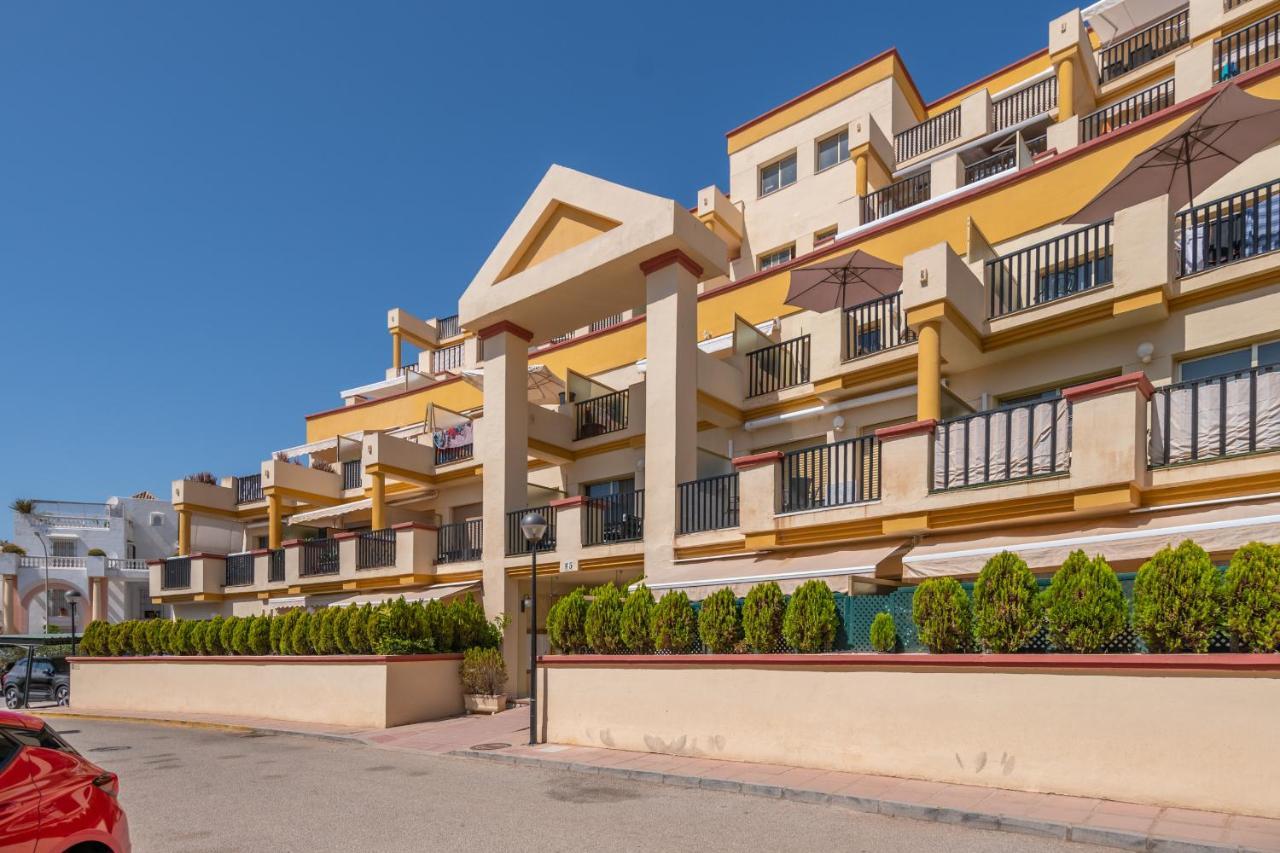 Soek La Romana Seafront Marbella Exterior photo