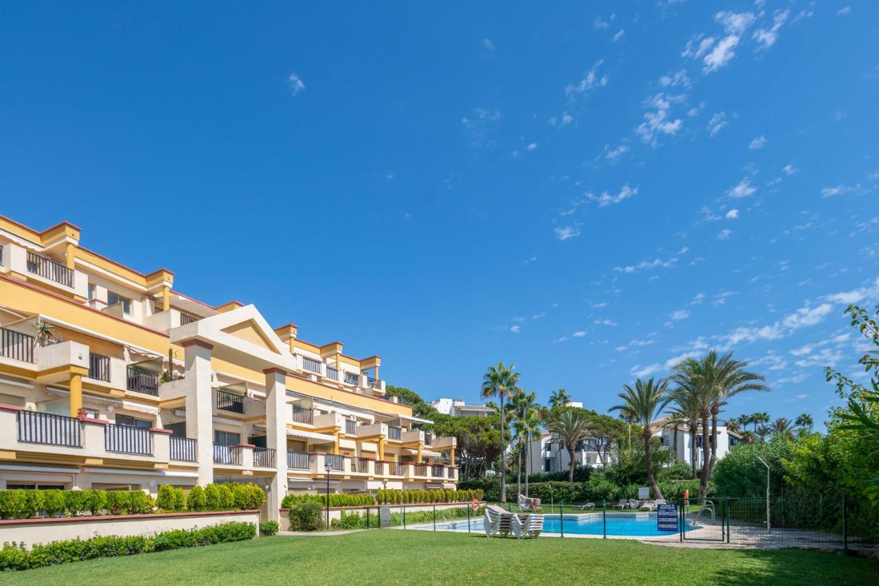 Soek La Romana Seafront Marbella Exterior photo